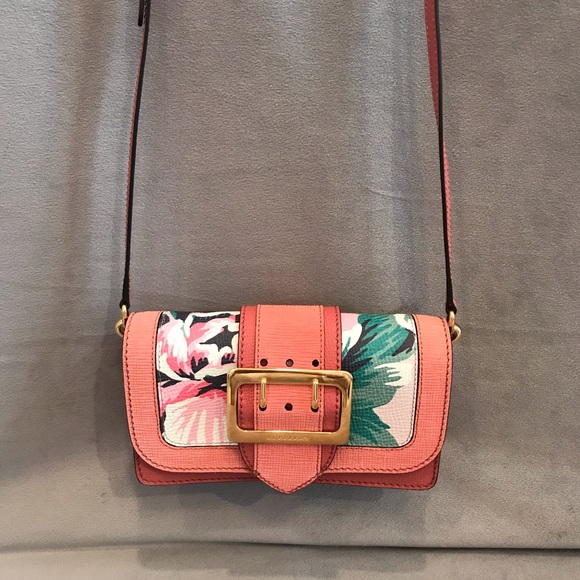 🍥SOLD🍥 Burberry Small Buckle Bag Peony Rose - Picture 9 of 11